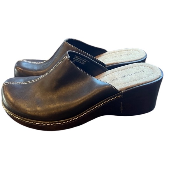 Bandolino ladies Brown, leather clogs and NWOT super cute perfect condition 10 - Picture 1 of 16